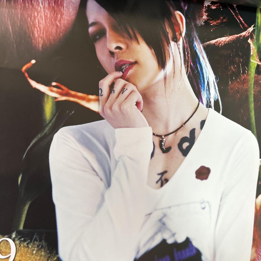 【MIYAVI】2011年 カレンダー MIYAVI】2011年 カレンダー